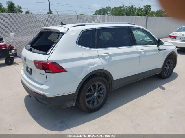 Photo 3 VIN: 3VV2B7AX9RM031279 - VOLKSWAGEN TIGUAN 