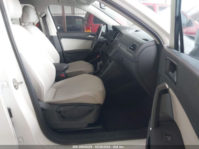 Photo 4 VIN: 3VV2B7AXXJM005648 - VOLKSWAGEN TIGUAN 