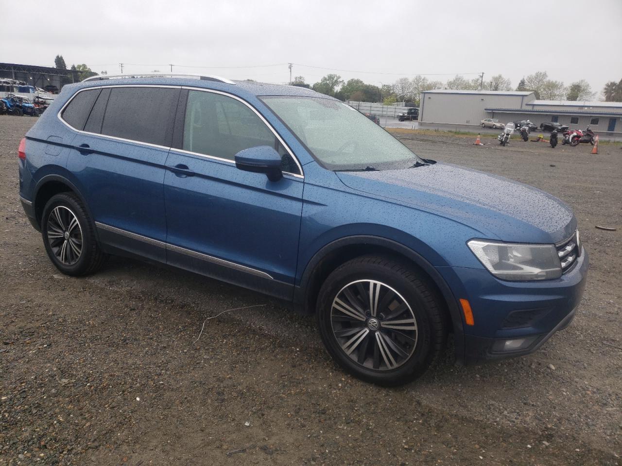 Photo 3 VIN: 3VV2B7AXXJM066501 - VOLKSWAGEN TIGUAN 