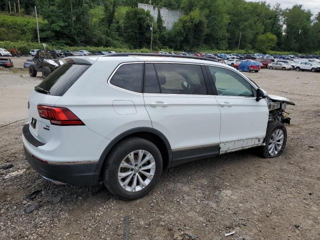 Photo 2 VIN: 3VV2B7AXXJM186301 - VOLKSWAGEN TIGUAN SE 