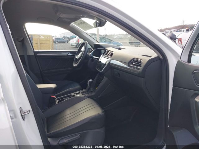 Photo 4 VIN: 3VV2B7AXXNM046111 - VOLKSWAGEN TIGUAN 