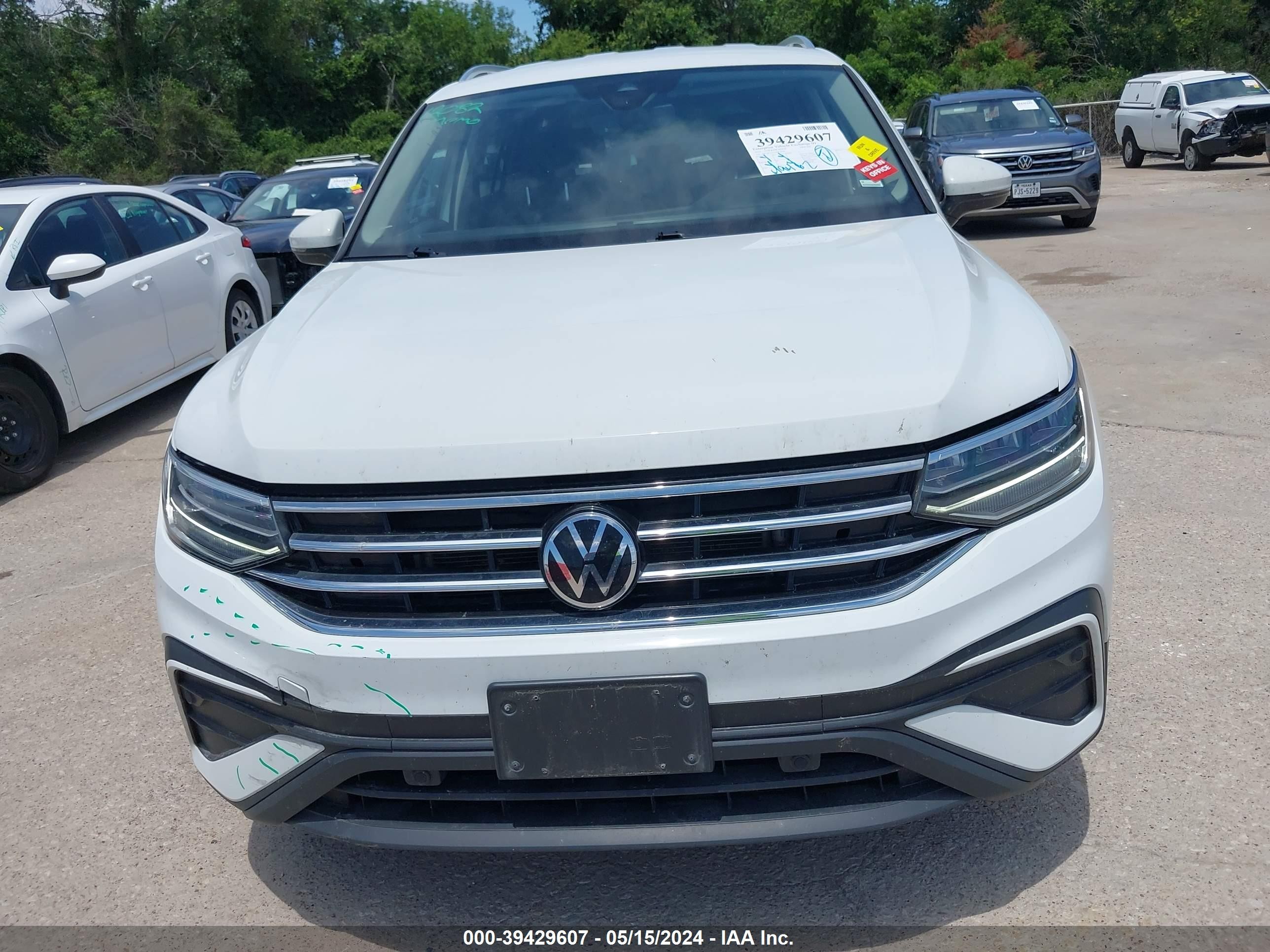 Photo 11 VIN: 3VV2B7AXXNM118280 - VOLKSWAGEN TIGUAN 