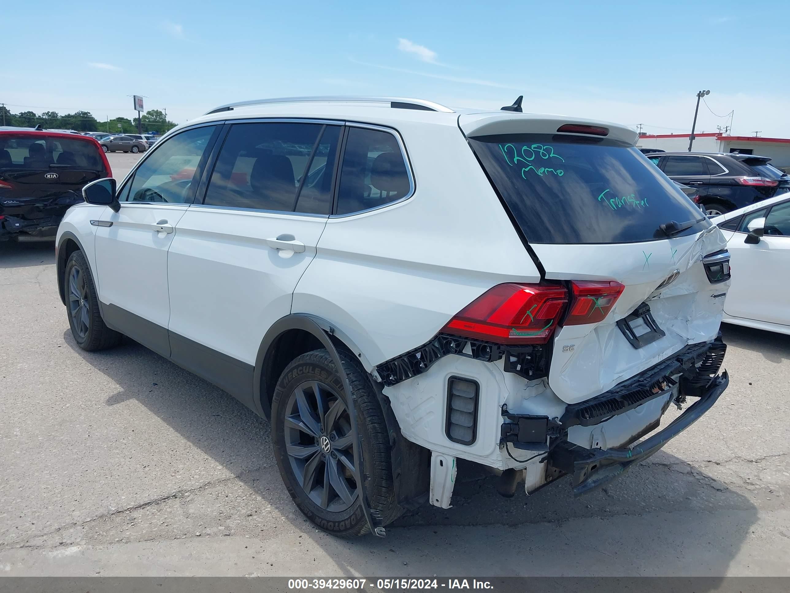 Photo 2 VIN: 3VV2B7AXXNM118280 - VOLKSWAGEN TIGUAN 