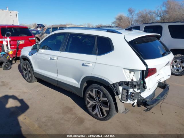 Photo 2 VIN: 3VV2X7B21NM047099 - VOLKSWAGEN TAOS 