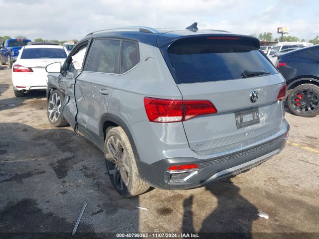 Photo 2 VIN: 3VV2X7B2XPM339448 - VOLKSWAGEN TAOS 