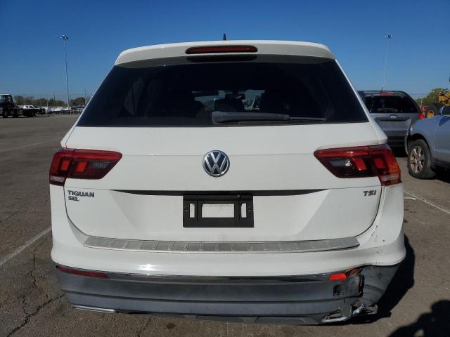 Photo 5 VIN: 3VV3B7AX0JM014752 - VOLKSWAGEN TIGUAN SE 