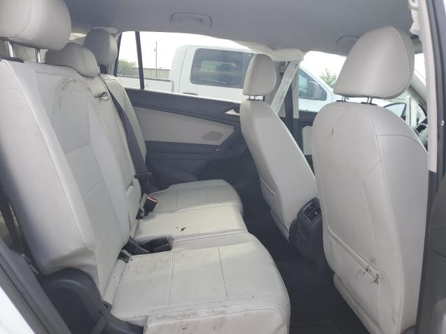 Photo 10 VIN: 3VV3B7AX0JM026626 - VOLKSWAGEN TIGUAN SE 