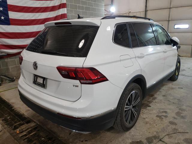 Photo 3 VIN: 3VV3B7AX0JM037464 - VOLKSWAGEN TIGUAN SE 