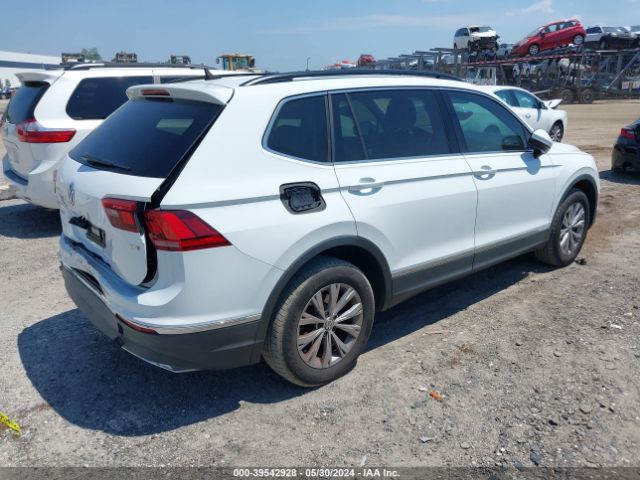 Photo 3 VIN: 3VV3B7AX0JM039294 - VOLKSWAGEN TIGUAN 