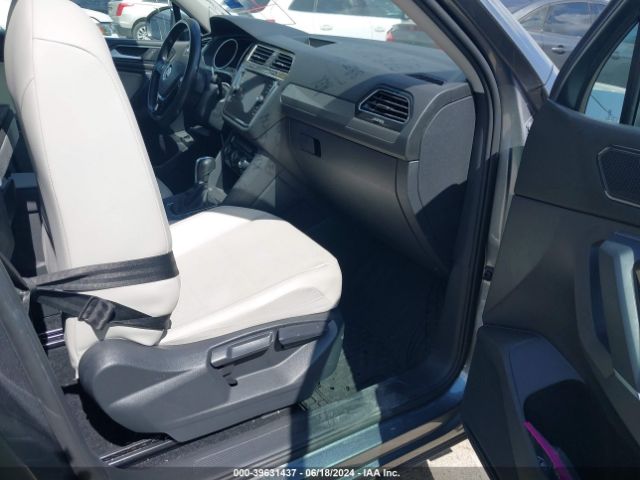 Photo 4 VIN: 3VV3B7AX0JM083165 - VOLKSWAGEN TIGUAN 