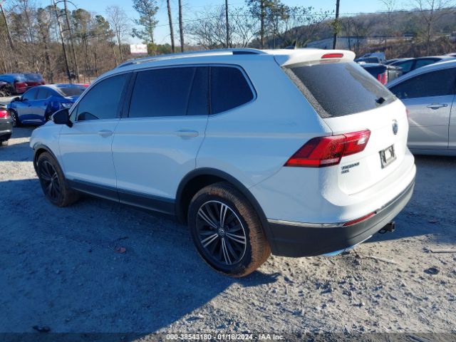 Photo 2 VIN: 3VV3B7AX0JM105777 - VOLKSWAGEN TIGUAN 