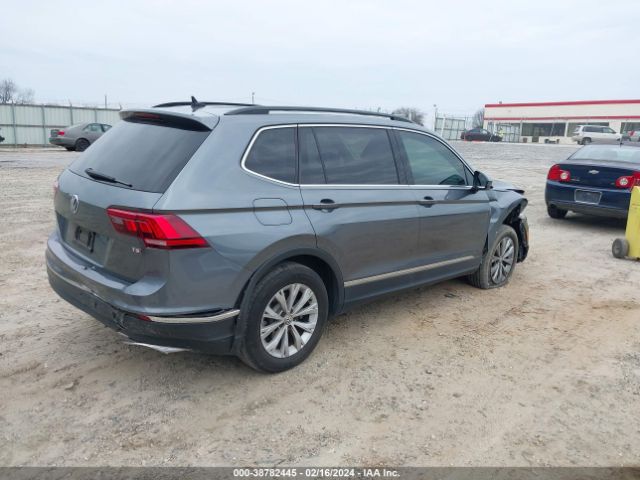 Photo 3 VIN: 3VV3B7AX0JM126595 - VOLKSWAGEN TIGUAN 