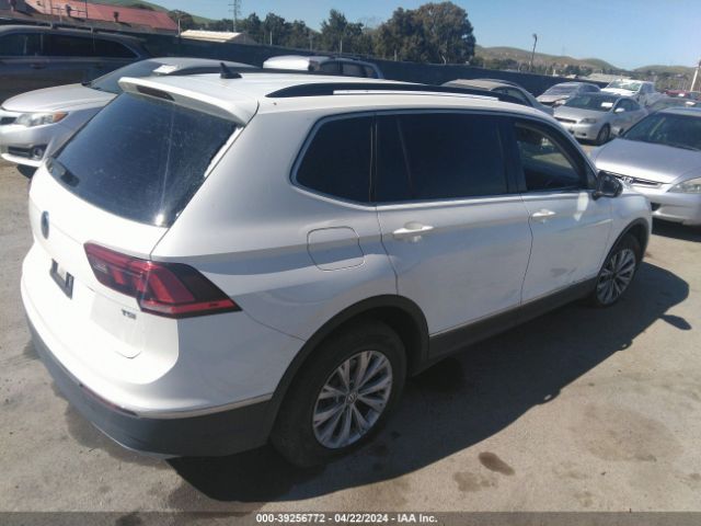 Photo 3 VIN: 3VV3B7AX0JM133899 - VOLKSWAGEN TIGUAN 