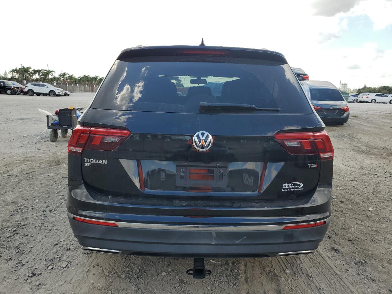 Photo 5 VIN: 3VV3B7AX0JM181662 - VOLKSWAGEN TIGUAN SE 