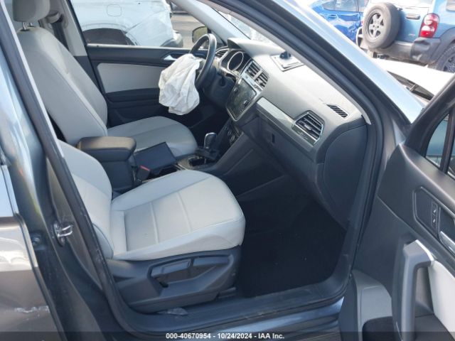 Photo 4 VIN: 3VV3B7AX0JM187879 - VOLKSWAGEN TIGUAN 