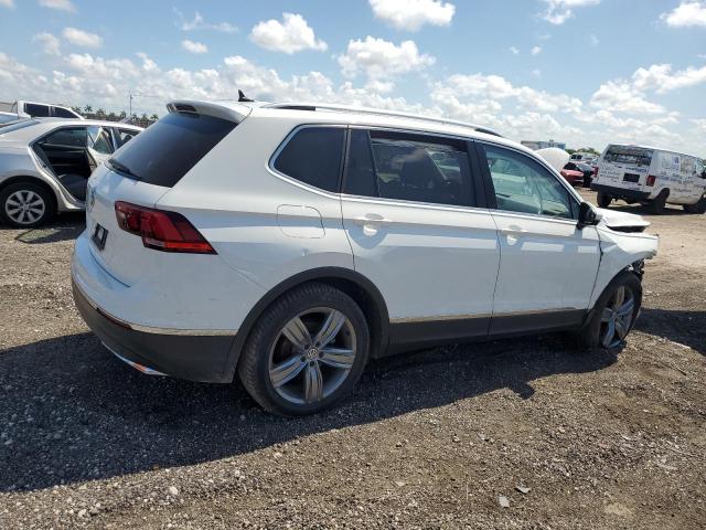 Photo 2 VIN: 3VV3B7AX0MM050543 - VOLKSWAGEN TIGUAN 