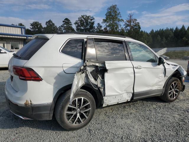 Photo 2 VIN: 3VV3B7AX0MM104696 - VOLKSWAGEN TIGUAN SE 