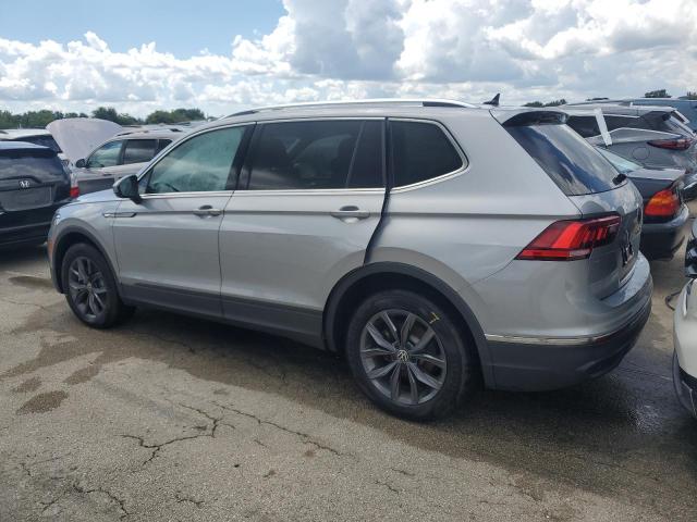 Photo 1 VIN: 3VV3B7AX0PM105352 - VOLKSWAGEN TIGUAN SE 