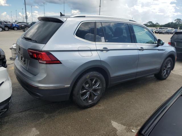 Photo 2 VIN: 3VV3B7AX0PM105352 - VOLKSWAGEN TIGUAN SE 