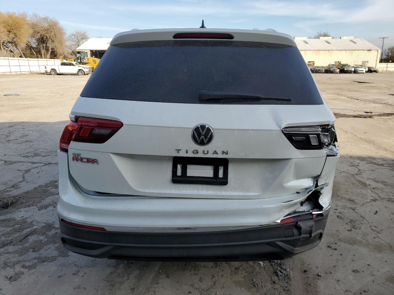 Photo 5 VIN: 3VV3B7AX0PM114388 - VOLKSWAGEN TIGUAN 