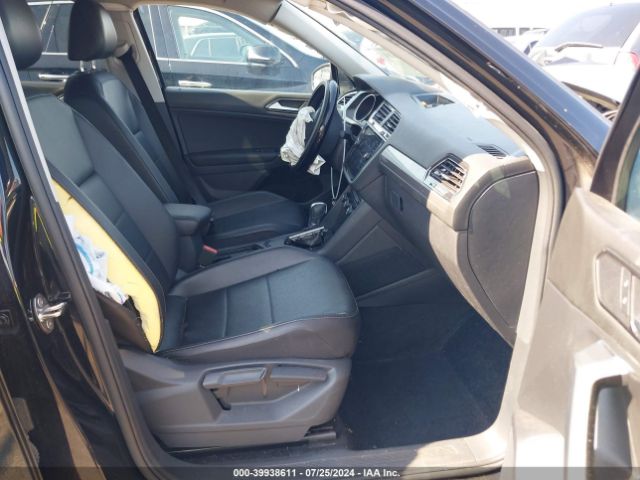 Photo 4 VIN: 3VV3B7AX1JM001878 - VOLKSWAGEN TIGUAN 