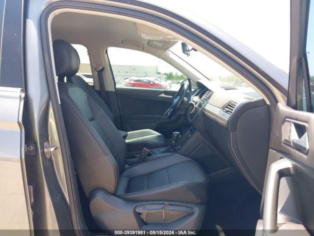 Photo 4 VIN: 3VV3B7AX1JM049039 - VOLKSWAGEN TIGUAN 