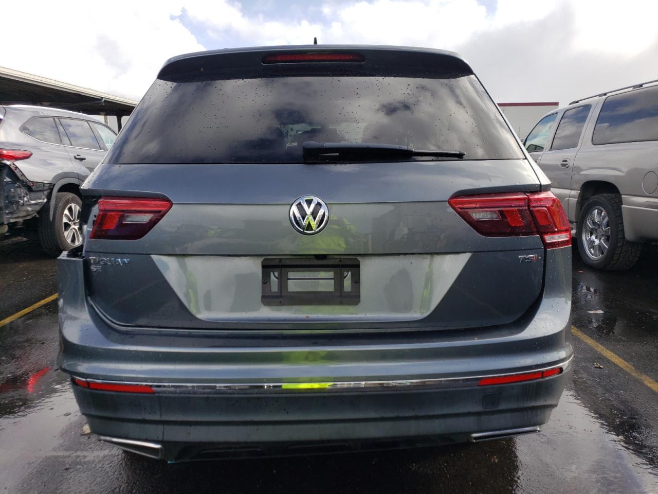 Photo 5 VIN: 3VV3B7AX1JM075091 - VOLKSWAGEN TIGUAN 