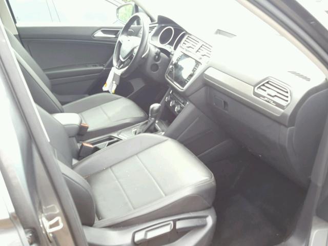 Photo 4 VIN: 3VV3B7AX1JM090884 - VOLKSWAGEN TIGUAN SE 