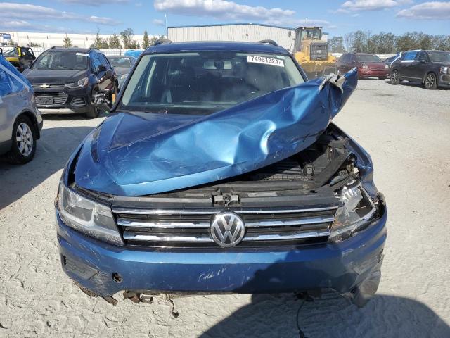 Photo 4 VIN: 3VV3B7AX1JM195960 - VOLKSWAGEN TIGUAN SE 