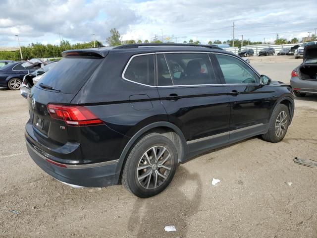 Photo 2 VIN: 3VV3B7AX1JM222882 - VOLKSWAGEN TIGUAN 