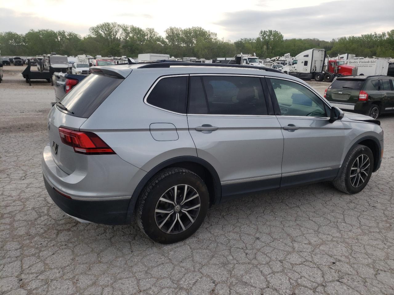 Photo 2 VIN: 3VV3B7AX1LM008140 - VOLKSWAGEN TIGUAN 