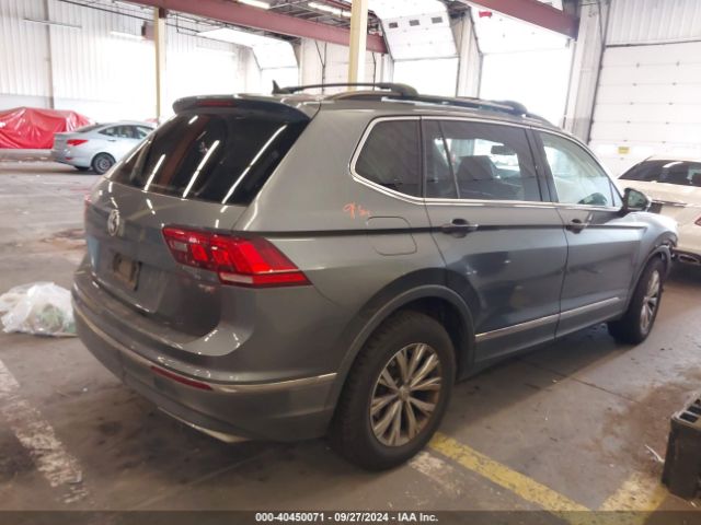 Photo 3 VIN: 3VV3B7AX2JM137453 - VOLKSWAGEN TIGUAN 