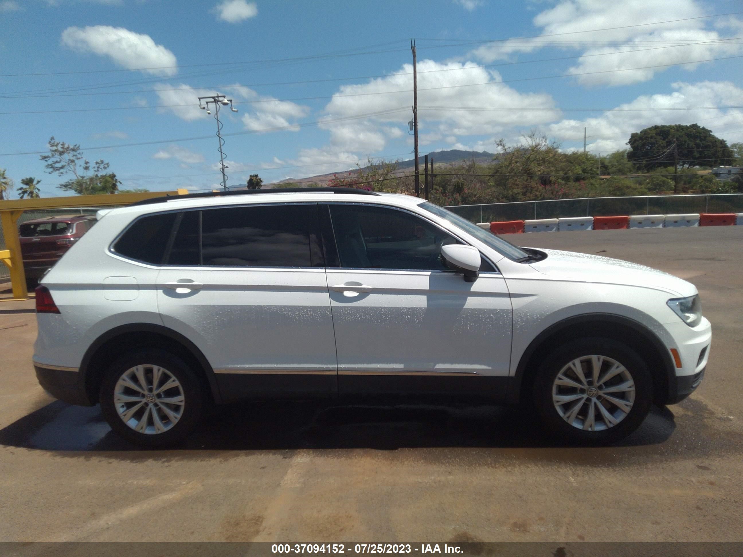 Photo 12 VIN: 3VV3B7AX2JM159436 - VOLKSWAGEN TIGUAN 