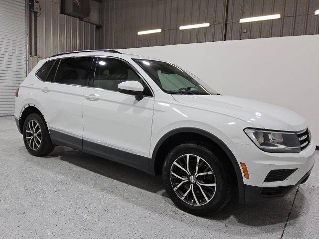 Photo 3 VIN: 3VV3B7AX2LM031300 - VOLKSWAGEN TIGUAN SE 