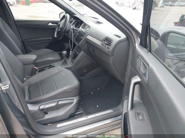 Photo 4 VIN: 3VV3B7AX2MM010092 - VOLKSWAGEN TIGUAN 