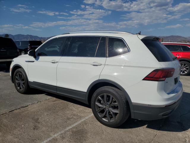 Photo 1 VIN: 3VV3B7AX2NM113692 - VOLKSWAGEN TIGUAN SE 