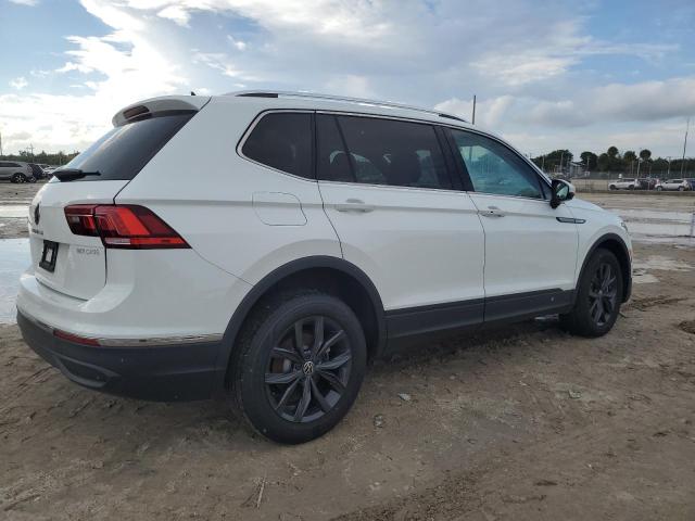 Photo 2 VIN: 3VV3B7AX2RM064287 - VOLKSWAGEN TIGUAN SE 