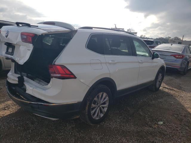 Photo 2 VIN: 3VV3B7AX3JM024871 - VOLKSWAGEN TIGUAN SE 