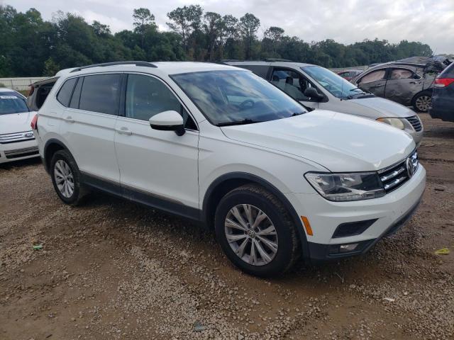 Photo 3 VIN: 3VV3B7AX3JM024871 - VOLKSWAGEN TIGUAN SE 