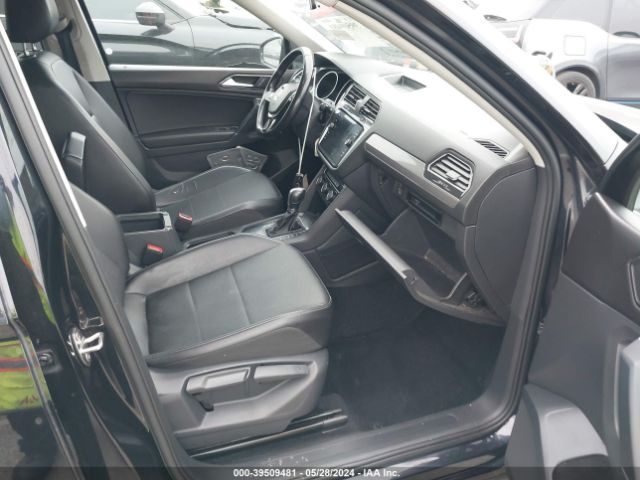 Photo 4 VIN: 3VV3B7AX3JM071639 - VOLKSWAGEN TIGUAN 