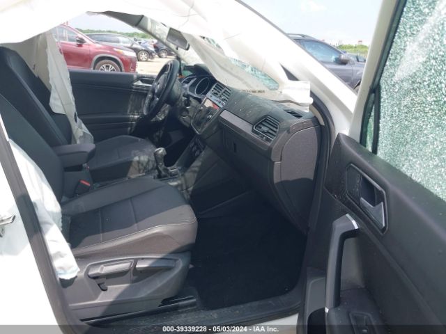 Photo 4 VIN: 3VV3B7AX3JM133007 - VOLKSWAGEN TIGUAN 