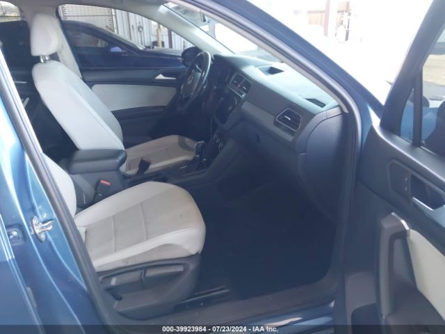 Photo 4 VIN: 3VV3B7AX3KM068421 - VOLKSWAGEN TIGUAN 