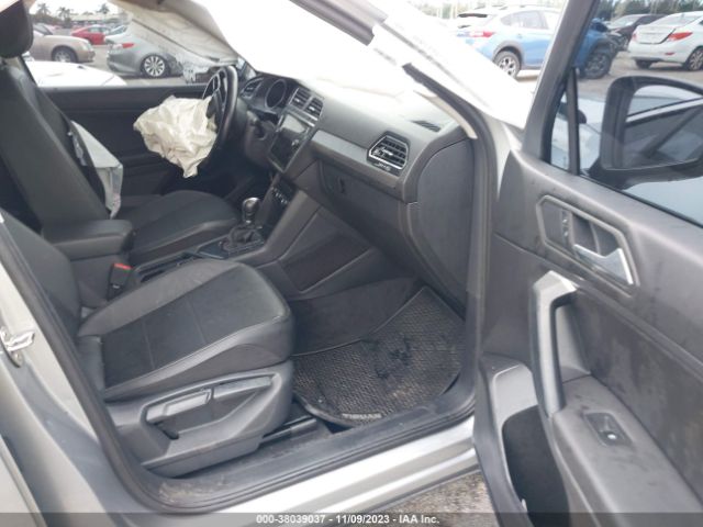 Photo 4 VIN: 3VV3B7AX3KM128987 - VOLKSWAGEN TIGUAN 