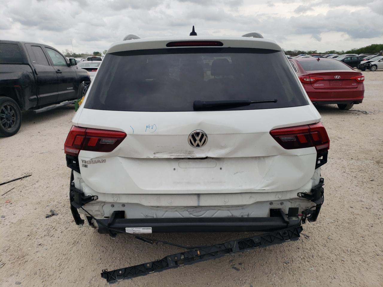 Photo 5 VIN: 3VV3B7AX3LM041169 - VOLKSWAGEN TIGUAN SE 