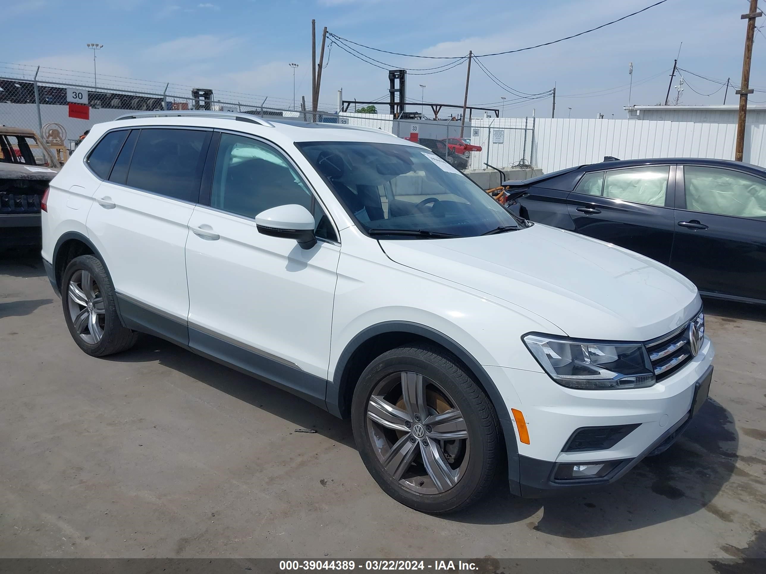 Photo 1 VIN: 3VV3B7AX3LM141000 - VOLKSWAGEN TIGUAN 