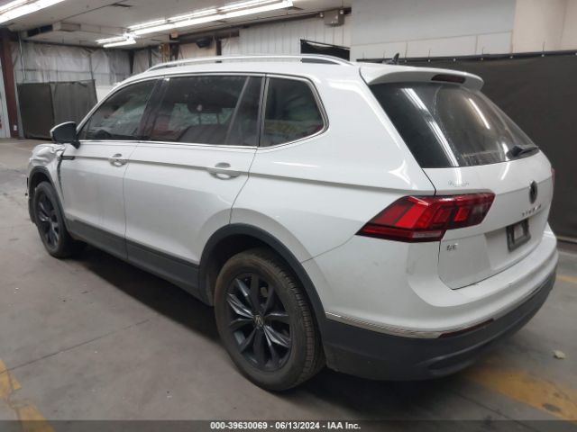 Photo 2 VIN: 3VV3B7AX3NM032278 - VOLKSWAGEN TIGUAN 