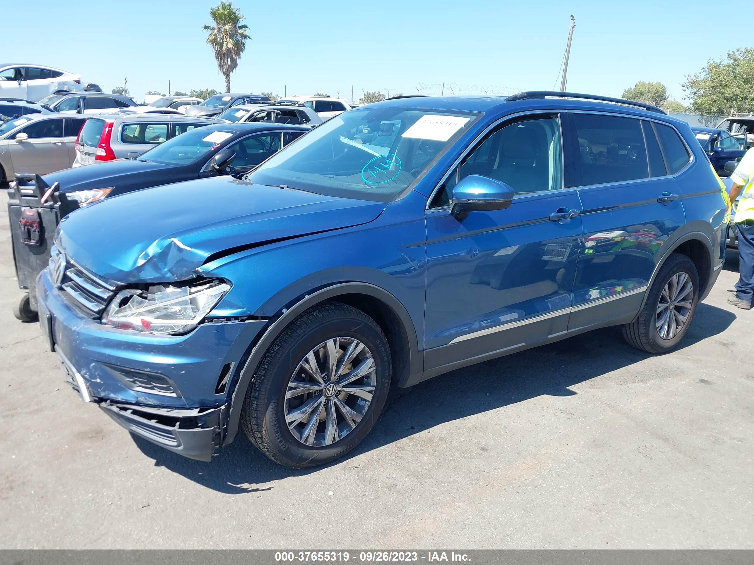 Photo 1 VIN: 3VV3B7AX4JM047592 - VOLKSWAGEN TIGUAN 