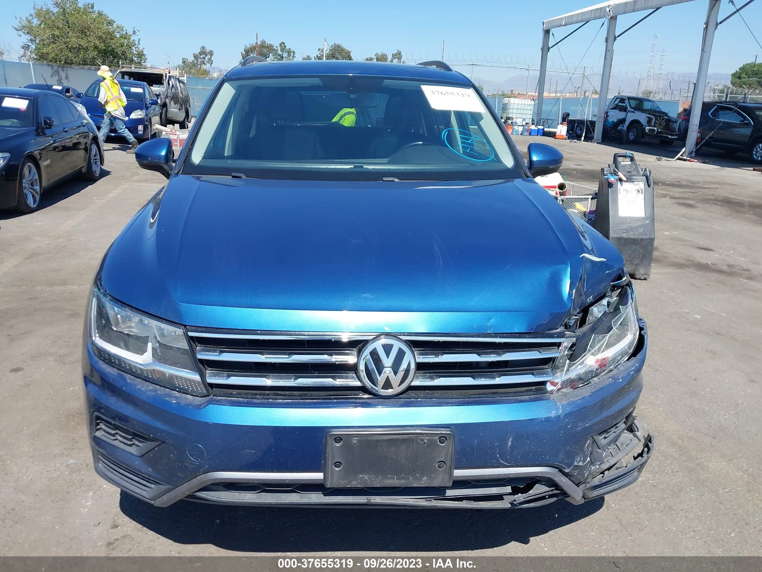 Photo 11 VIN: 3VV3B7AX4JM047592 - VOLKSWAGEN TIGUAN 