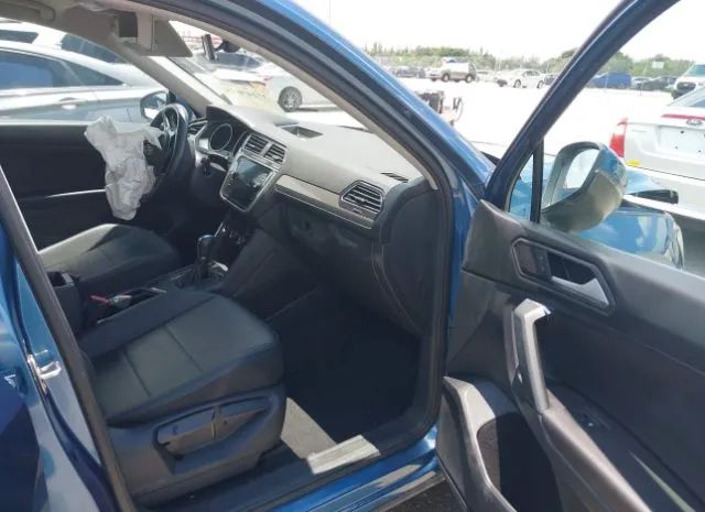 Photo 4 VIN: 3VV3B7AX4KM152411 - VOLKSWAGEN TIGUAN 