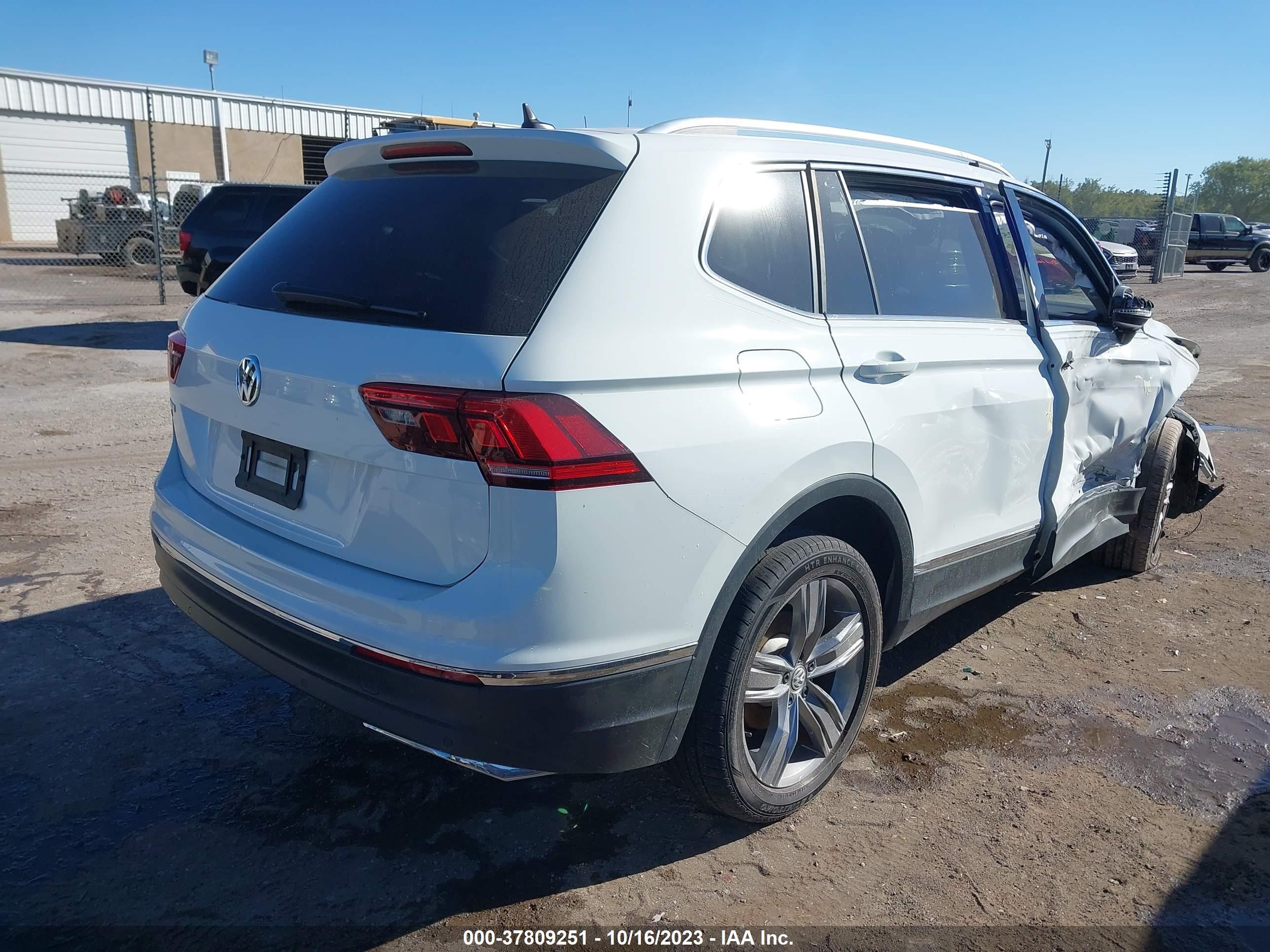 Photo 3 VIN: 3VV3B7AX4LM105607 - VOLKSWAGEN TIGUAN 